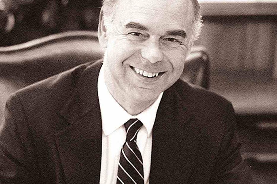 Dr. Thomas E. Dillon