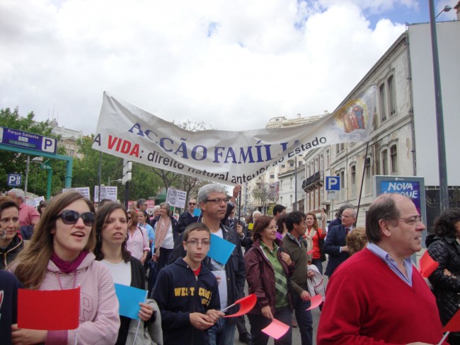 Marchers of all ages made Portugal's third March for Life a success.