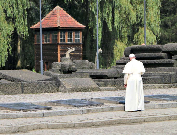 Pope Francis prays at the Birkenau memorial. Below (from top) are Auschwitz survivor Robert Roman Kent, and Polish 'Righteous Among the Nations' Józef Walaszczyk and Anna Bando, Tadeusz Stankiewicz, and Alicja Schnepf.