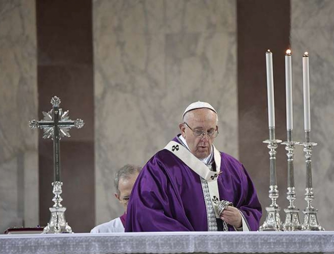Pope Francis celebrates Ash Wednesday Mass at the Church of Sant'Anselmo all'Aventino Feb. 14.