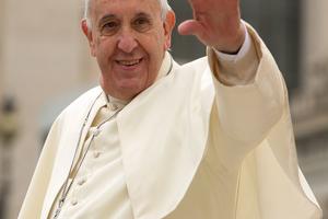 		
	
6
	
		
	
19
	
		
	
		
	
1
	
		
	
26
Pope Francis greets pilgrims in St. Peter's Square before general audience on Oct. 29, 2014

