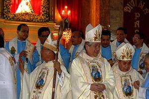 Archbishop Socrates B. Villegas, San Jose Bishop Roberto C. Mallari, Tarlac Bishop Florentino F. Cinense and Batanes Bishop Camilo Gregorio during La Divina Pastora's 50th Coronation Anniversary, 2014. 