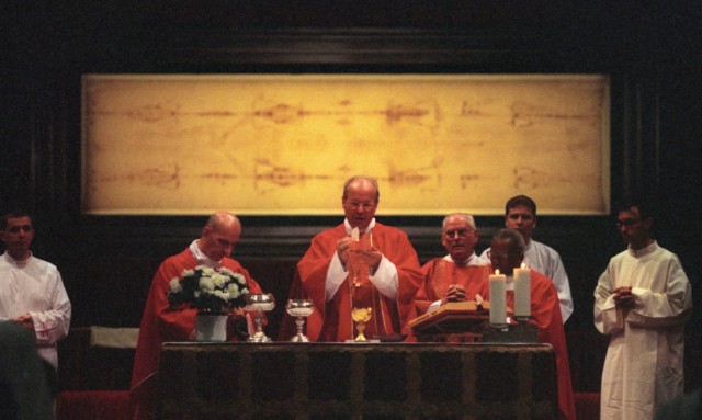 Austrian Cardinal Christoph Schonborn celebrates Mass at St. John the Baptist Cathedral in Turin in 2000, the last time the Shroud of Turin was on public display.