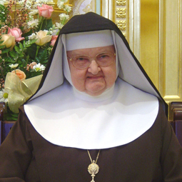 Mother Angelica’s Monastery at 50: Southern Hospitality Meets Divine ...