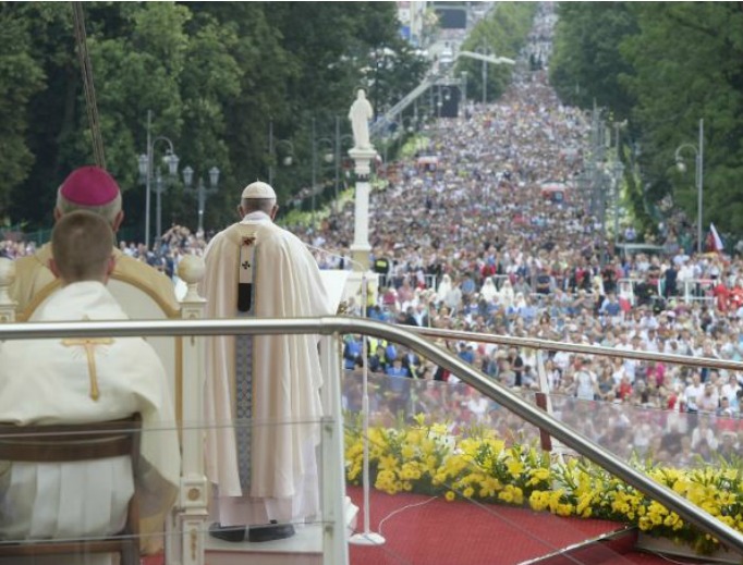 Pope Francis celebrates Mass at the Shrine of Czestochowa, July 28, 2016. (L'Osservatore Romano / CNA.)