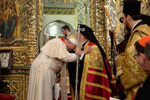 Pope Francis asked for a blessing from Ecumenical Patriarch Bartholomew I last week in Turkey.