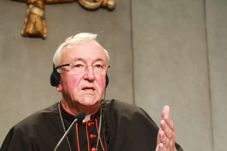 Cardinal Vincent Nichols of Westminster at a Vatican press conference, Oct. 14, 2015. 