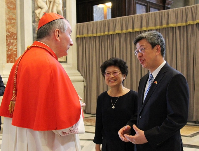 Above, Taiwan Vice President Chen Chien-jen is a renowned epidemiologist and devout Catholic. Elected in May 2016, he met Secretary of State Cardinal Pietro Parolin at the canonization of Mother Teresa in September 2016. Below,  founded in Beijing in 1925, Fu Jen University was closed by the Chinese communist regime. It  was reopened in Taipei  in 1961 by the Holy See, Society of Jesus and Society of the Divine Word. It is a major Catholic university. 