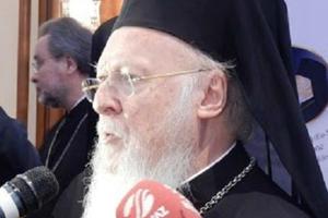 Patriarch Bartholomew I of Constantinople speaks to journalists about meeting with Pope Francis on Nov. 29.
