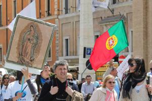 Participants carry banners in Rome’s March for Life on May 4, 2014.