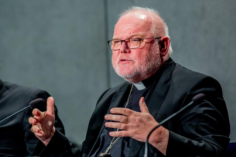 Cardinal Reinhard Marx speaking to reporters during the Vatican Youth Synod, Oct. 24, 2018. 