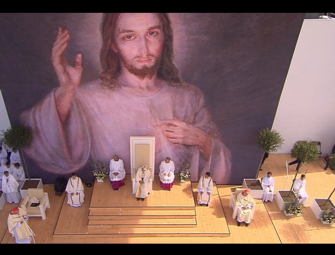 Image: World Youth Day closing Mass on July 31 in Krakow, Poland &ndash; WYD English Twitter