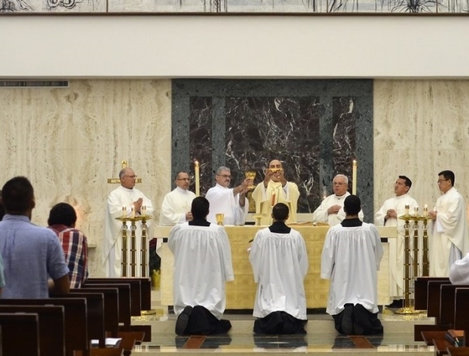 Mass is celebrated at John Vianney College Seminary in Miami. Transitional Deacon Connor Penn says, ‘God’s people deserve priests who are gentle and loving shepherds.’ 