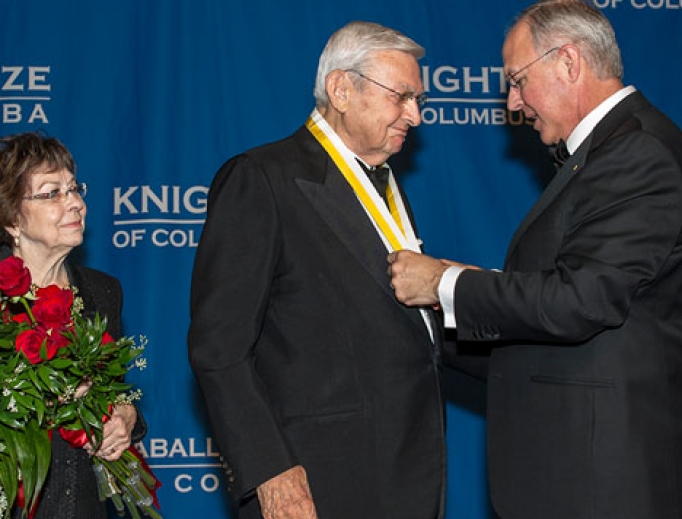 Past Supreme Knight Virgil Dechant receiving the Gaudium et Spes Award, the Knights of Columbus highest honor in 2012.