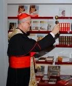 Cardinal Bertone blesses the store.