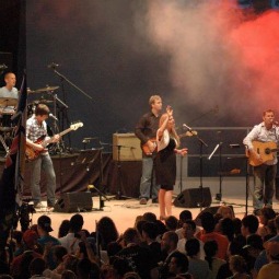 Jackie Francois performs at World Youth Day Madrid.