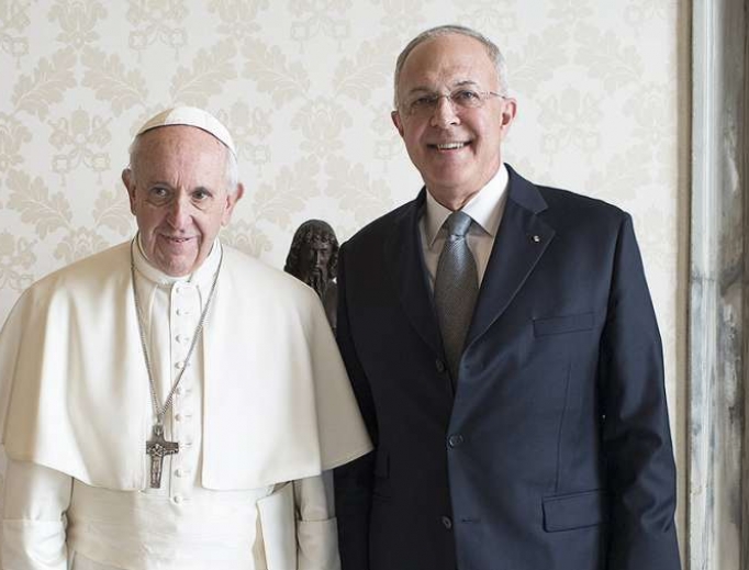 Pope Francis meets with Supreme Knight Carl Anderson, 2017. 