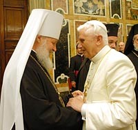 Kirill meets Benedict at the Vatican in April 2005.