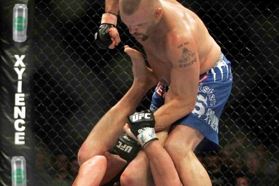 A December 2006 'Ultimate Fighting' match in Las Vegas.