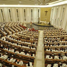 Cardinal Velasio De Paolis gives the homily during the Jan. 8 opening Mass of the Legion of Christ's General Chapter