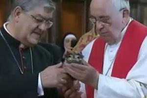 Pope Francis and Cardinal Sepe hold relic of St. Januarius' blood in the Naples cathedral March 21.