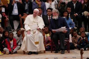 Pope Francis and Vincentian Father Pedro Opeka in Akamasoa, the “City of Friendship” in Madagascar.