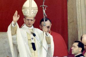 Pope Paul VI, shown giving a blessing to the city of Rome and the world from the main balcony of St. Peter’s Basilica Dec. 25, 1969, reiterated the need for couples to trust in God’s plan for spousal love and procreation in his 1968 encyclical. 