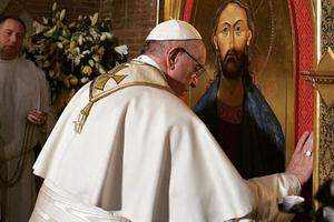 Pope Francis visits All Saints Anglican parish in Rome Feb. 26.