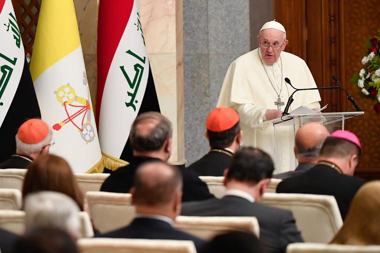 Pope Francis meets with the Authorities, Civil Society and the Diplomatic Corps in the hall of the Presidential Palace in Baghdad on March 5th, 2021.