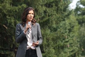 South Dakota Governor Kristi Noem speaks to guests at the 2020 Nebraska Steak Fry at Arbor Lodge State Historical Park in Nebraska City, Neb.