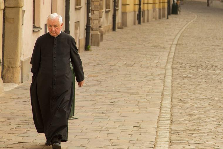 Priest Photo by kollynlund from Pixabay