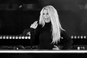Singer Britney Spears waves as she attends the announcement of her new residency, "Britney: Domination" at Park MGM on October 18, 2018 in Las Vegas, Nevada. Spears will perform 32 shows at Park Theater at Park MGM starting in February 2019.