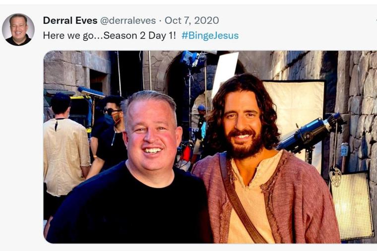 Derral Eves smiles alongside actor Jonathan Roumie, who portrays Jesus in ‘The Chosen,’ in an Oct. 7, 2020, Twitter post.