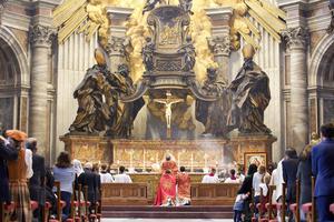 The Summorum Pontificum pilgrimage procession to St. Peter’s Basilica, and the Solemn High Mass at the Altar of the Chair in the Basilica, Oct. 30, 2021.