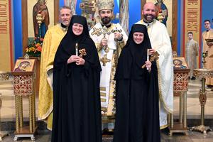 Sister Mother Petra (l) and Sister Mother Natalia