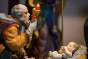 The Wise Men adore Christ the Lord.