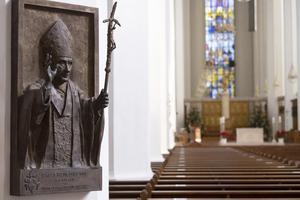 A relief of Pope Benedict XVI is displayed in the Frauenkirche in Munich. The Pope Emeritus has responded directly to criticism of him in the Munich inquiry into clergy sex abuse.