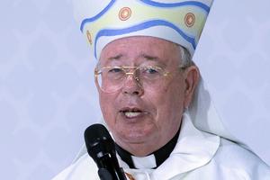 Cardinal Jean-Claude Hollerich, Archbishop of Luxembourg, offers Mass at the International Eucharistic Congress Sept. 15 in Budapest.