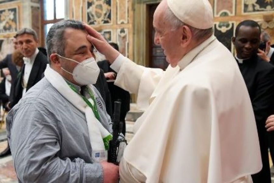 Pope Francis met with members of Voir Ensemble, a Christian movement of blind and visually impaired people, on Feb. 19.