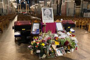 A tribute to Queen Elizabeth II stands in the Catholic Cathedral of Westminster on Sept. 19. A tribute to Queen Elizabeth II stands in the Catholic Cathedral of Westminster on Sept. 19.