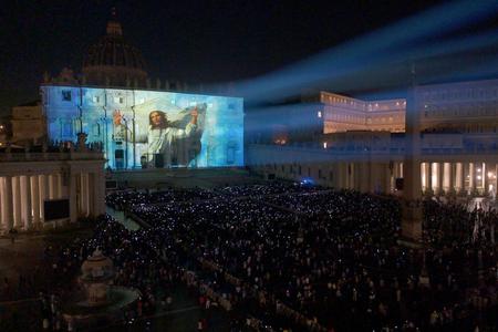 Video on St. Peter&rsquo;s Facade &lsquo;An Encounter Between Ancient and Modern,&rsquo; Cardinal Says