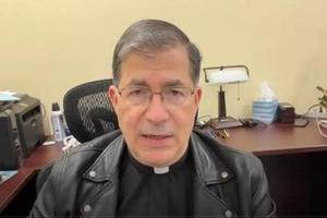 Father Frank Pavone.