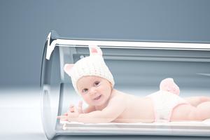 The first live birth of a baby initially frozen as an embryo occurred in the Netherlands in December 1983. 