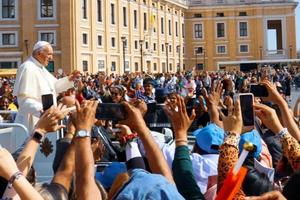 St. Josemaría Escrivá inspired and promoted UNIV, an international meeting of young university students seeking to deepen their faith. Since 1968, thousands of students travel to Rome every Holy Week for this purpose.