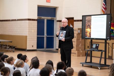&lsquo;Heart Meeting Heart&rsquo;: Eucharistic Preachers Continue Promotion of Blessed Sacrament