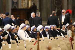 Missionaries of Charity attend the synod closing Mass on Oct. 27, 2024.