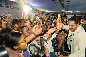 Jonathan Roumie greets elated Filipino fans at the first live fan screening of ‘The Chosen’ in Manila.
