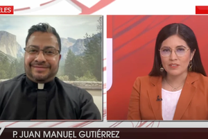 Father Juan Manuel Gutiérrez in interview with “EWTN Noticias” anchor Nathalí Paredes on Dec. 19, 2024.