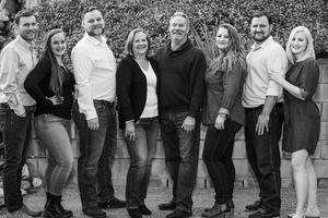 The story of Peter and Jackie Halpin, along with their entire family of six adult children, has moved many hearts online.