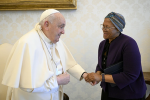 Pope Francis’ arm, tied up in a white sling, was visible in photos taken on the morning of Jan. 16, 2025, in the Apostolic Palace during his scheduled audiences.
